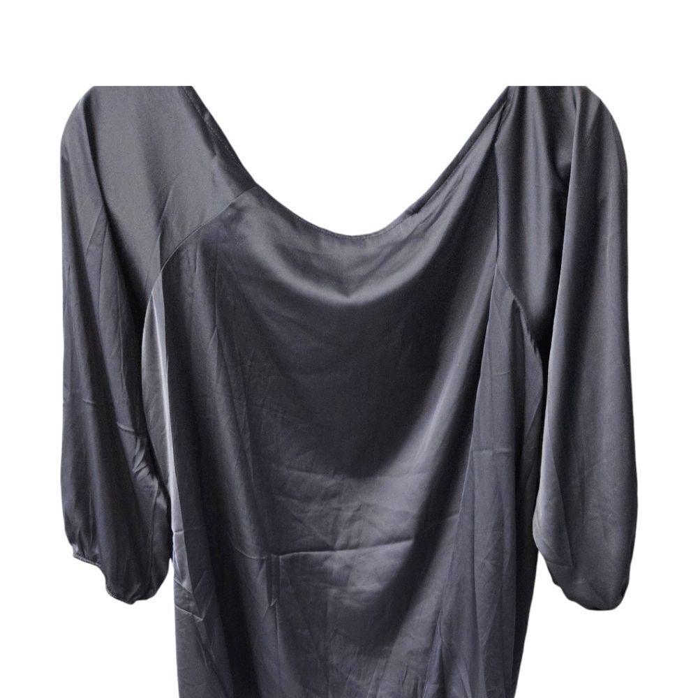 TORRID SatinβTie Front Off Shoulder Long sleeve Blouse 3X - Picture 10 of 15